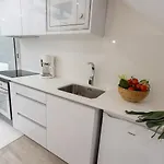 Fisherhouse23 *